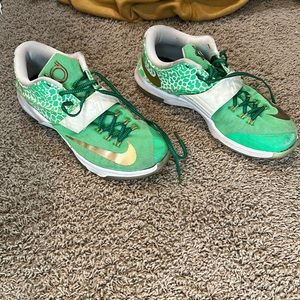 Nike iD KD 7 basketball shoes